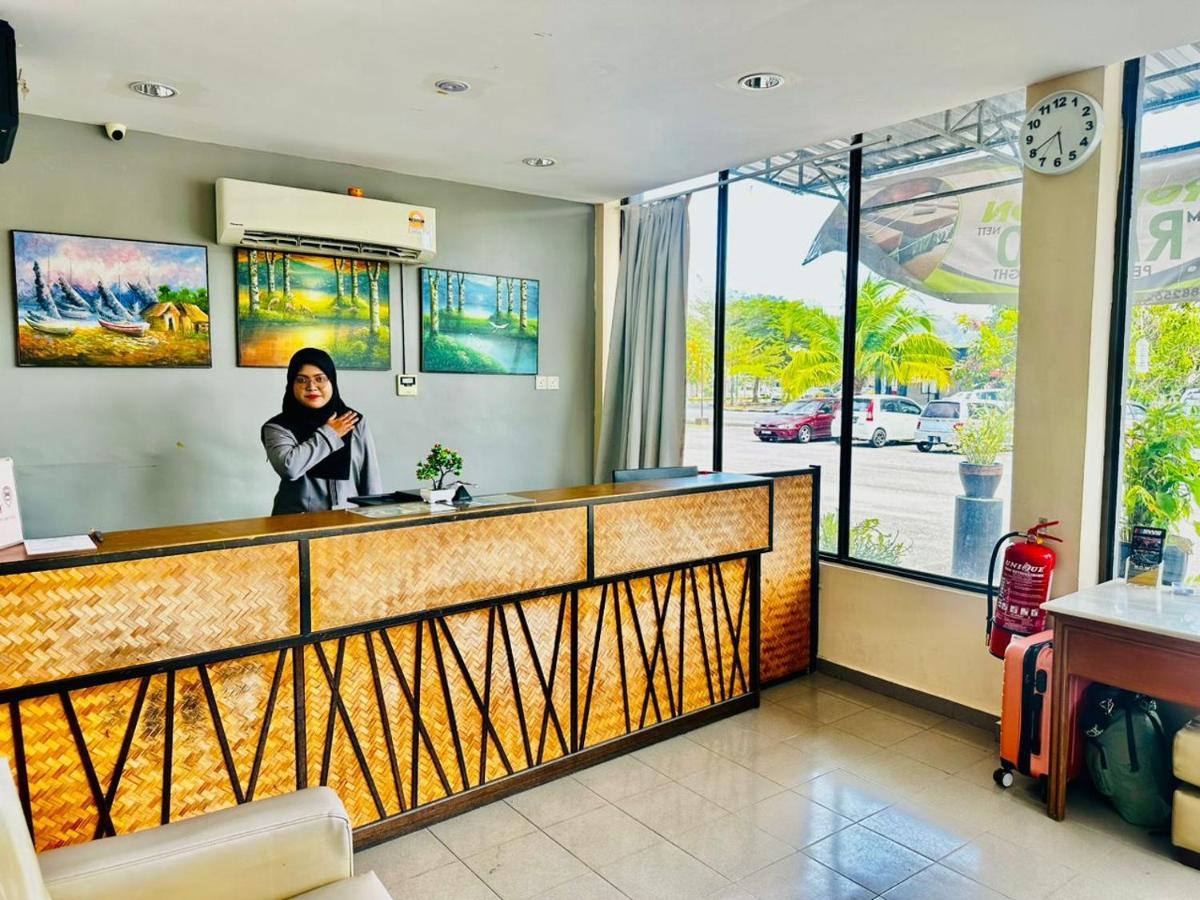 Baron Water Front Motel Kuah Kültér fotó